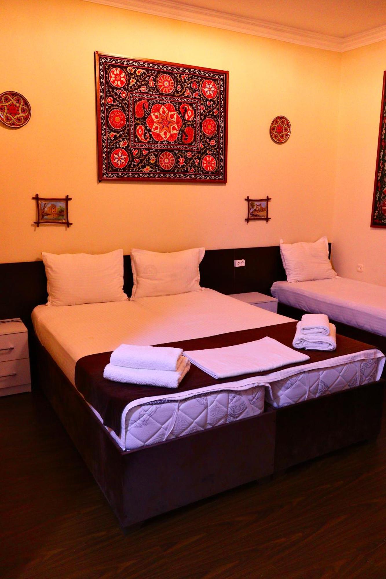 Al Bukhari Boutique Hotel Бухара Екстериор снимка